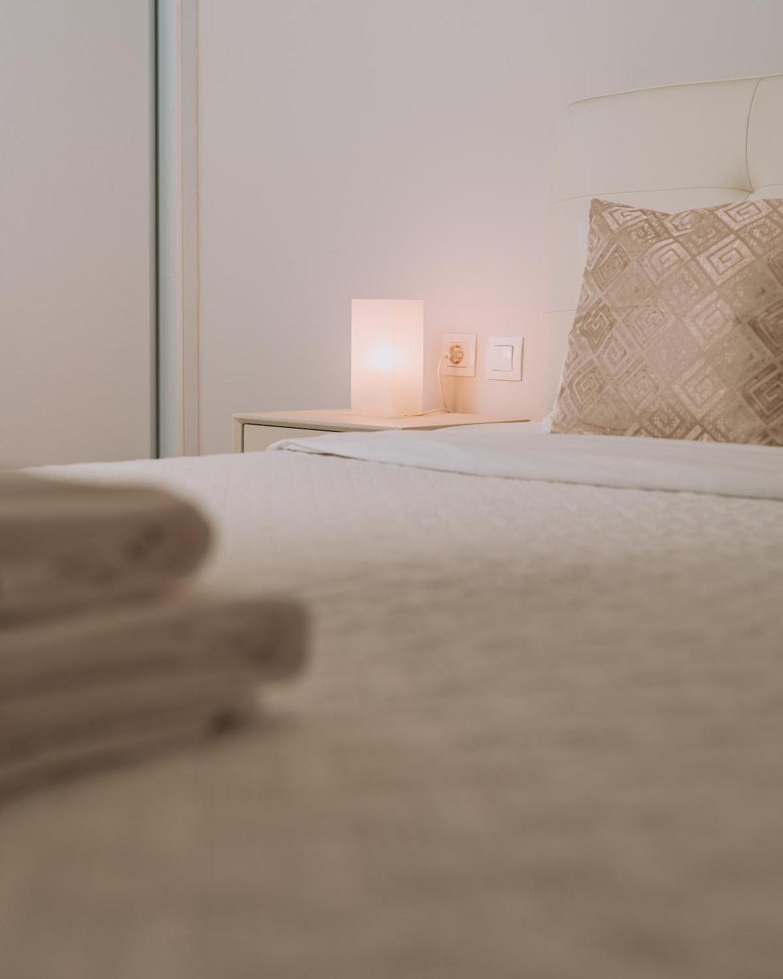 Cozy New Apartment Nearby Metro Афины Экстерьер фото